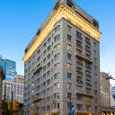 Located on the corner of 18th and Walnut Streets, AKA Rittenhouse Square offers fully furnished accommodations with spacious bedrooms, full kitchens and amenities including on-site dining.