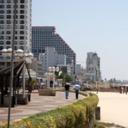 Sea Land Apartments are on Tel Aviv's busy shopping street, Ben Yehuda, just a 5-minute walk from the beach. It offers stylish apartments with LCD TVs and free Wi-Fi access.