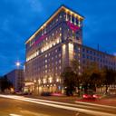 Located in the centre of Warsaw, within just a 7-minute drive from the beautiful Old Town Square, Mercure Warszawa Grand offers modern spacious rooms with an LCD TV and free internet.