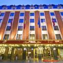 This luxurious hotel in the heart of Brussels is a 2-minute walk from the Grand-Place and Brussels Central Station. It features free access to the fitness centre and sauna.