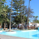 Located in a quiet area of Playa del Inglés, Bungalows Cordial Biarritz is a 10-minute walk from the beach and the spectacular dunes of Maspalomas.