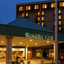This hotel is located on the grounds of the Cleveland Hopkins International Airport and provides a free airport shuttle. The hotel features a tour desk and indoor pool.