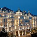The 5-star Corinthia Hotel Budapest on the Grand Boulevard offers free access to its Royal Spa, 3 restaurants, an elegant café and free Wi-Fi in all rooms.